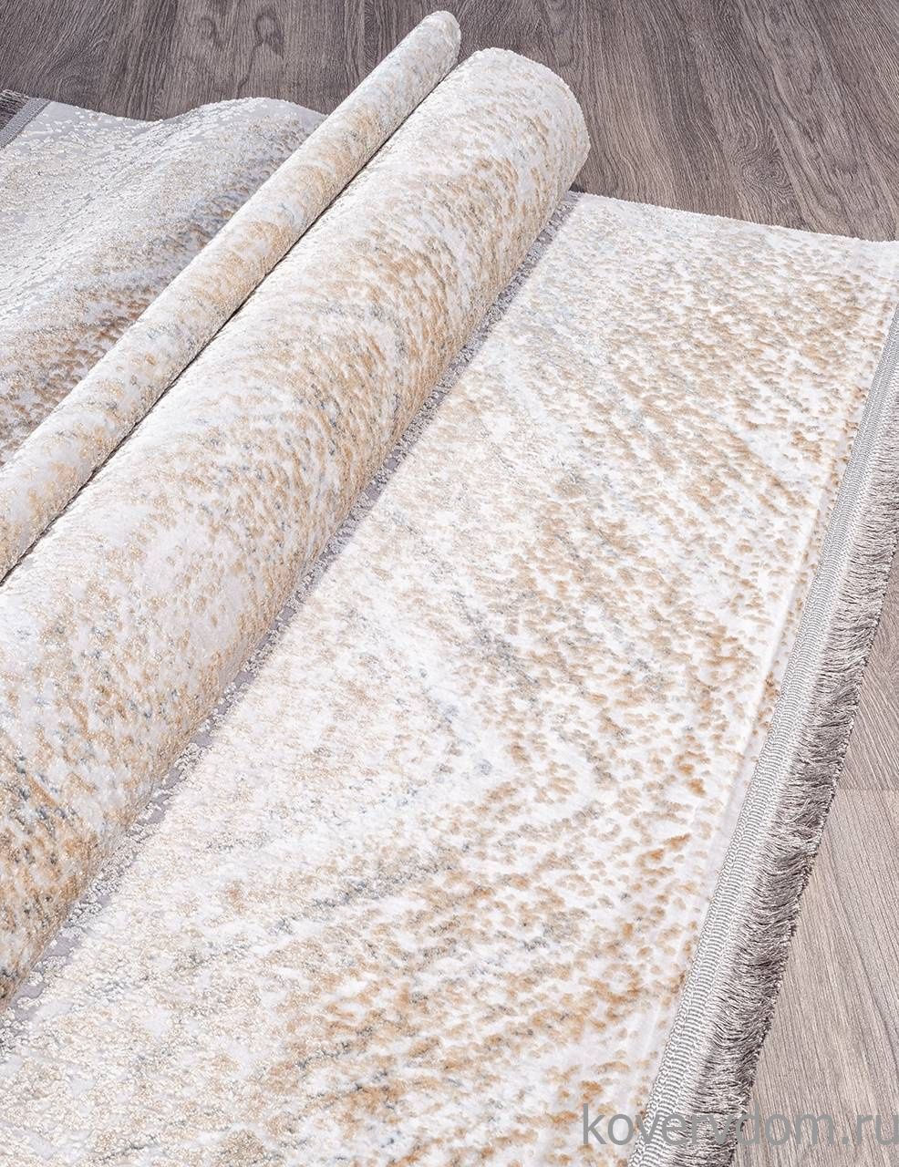 Ковер CAPRICE 8523 в дизайне